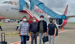 Momen Menarik Saat Menpora Amali Satu Pesawat dengan Shin Tae Yong, Bahas Apa? - JPNN.com