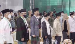 Jokowi Hadiri Pengukuhan PBNU, Ada JK Hingga Puan Maharani - JPNN.com