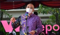 Pak Bupati Terbitkan SE Penggunaan Medsos, PNS dan Pegawai BUMD Hati Hati! - JPNN.com