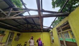 Gedung Sekolah Sudah Reyot, Sengnya Malah Digasak Maling, Polda Riau Bergerak - JPNN.com