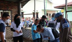 Kampung Narkoba Digerebek, 4 Pria dan 1 Wanita Dijebloskan ke Sel - JPNN.com