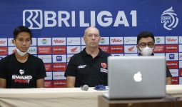 Sembuh dari Sakit, Pelatih PSM Langsung Tebar Ancaman ke Borneo FC - JPNN.com