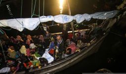 Petugas Lengah, Puluhan Imigran Rohingya Kabur dari BLK Lhokseumawe - JPNN.com
