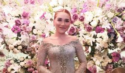 Dihadiahi Ronce Melati, Ayu Ting Ting Menikah Tahun Depan? - JPNN.com