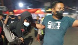 2 Pemuda Diadang Polisi, Berupaya Menerobos, Celurit di Pantatnya, Ngeri - JPNN.com
