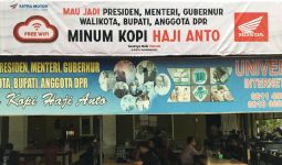 Warkop Haji Anto Kendari, Kisah Kesungguhan Berikhtiar dan Keunikan Berpromosi - JPNN.com