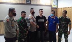 Prajurit TNI Pratu IS Melintas di Depan Polres, Anggota Polisi Berteriak, Terjadi Perkelahian - JPNN.com