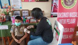 Binda Sulut Lanjutkan Vaksinasi Massal dengan Target Anak dan Lansia - JPNN.com