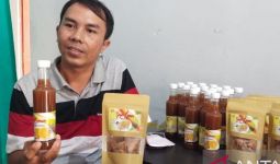 Kisah Pak Guru Apen, Menciptakan Sirup Penambah Imunitas Tubuh dari Olahan Jahe dan Lemon - JPNN.com