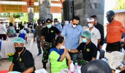 Bamsoet Tinjau Pelaksanaan Vaksinasi Booster di Bali, Ribuan Warga Mengikuti - JPNN.com