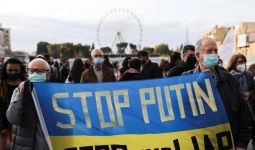 Pesepak Bola Turki Aykut Demir Enggan Kenakan Kaus Solidaritas Ukraina, Alasannya Menyedihkan - JPNN.com