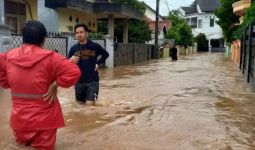 Banjir dan Longsor Terjang Serang, Dua Orang Tewas, Salah Satunya Akibat Tersengat Listrik - JPNN.com