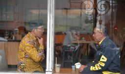 Menpora Amali dan Ridwan Kamil Kompak Ngopi Bareng di Bandung, Bahas Apa? - JPNN.com