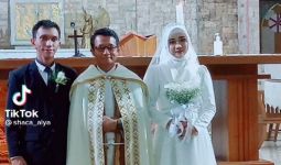 Viral Perempuan Berjilbab Menikah di Gereja, Begini Isi Lengkap Fatwa MUI soal Perkawinan Beda Agama - JPNN.com