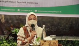 Menaker Ida Fauziyah Ajak Pekerja di Mataram Berdialog, Ada Bahas Soal Kekerasan Seksual - JPNN.com