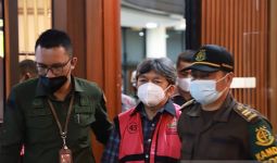Kasus Korupsi Pengadaan Pesawat, Eks Petinggi Garuda Indonesia Dijebloskan ke Tahanan - JPNN.com