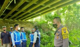 Mayat Perempuan di Bawah Jembatan Tol Semarang-Solo, Terbungkus Sarung - JPNN.com