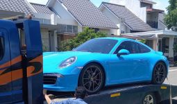 Penampakan Moge Hingga Porsche Doni Salmanan yang Disita Bareskrim - JPNN.com