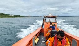 Petugas Patroli Australia Menemukan Kapal Terbalik di Tengah Laut, 9 Orang Hilang - JPNN.com