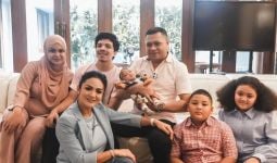 Raul Lemos Akhirnya Bertemu Baby Ameena, Aurel Hermansyah Bilang Begini - JPNN.com
