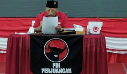 Wayan Sudirta PDIP Ingatkan Soal Spirit Bung Karno Kepada Peserta Sekolah Partai - JPNN.com