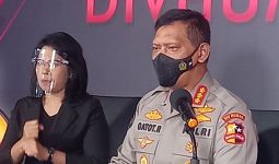 Adik Indra Kenz Dicecar 52 Pertanyaan Soal Kasus Binomo, Kombes Gatot Bocorkan Soal Ini - JPNN.com