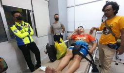 Gegara Main Bola, Polisi Pukuli Wartawan, Babak Belur - JPNN.com