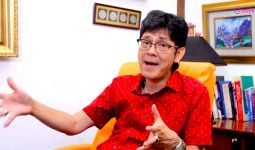 Dokter Boyke Sarankan Para Istri Lakukan Ini Agar Suami Makin Bergairah - JPNN.com