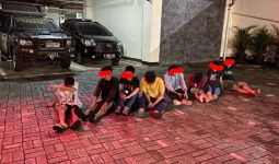 8 Pelaku Tawuran Sarung di Bekasi Dibekuk, Pas Diperiksa, Ya Ampun - JPNN.com