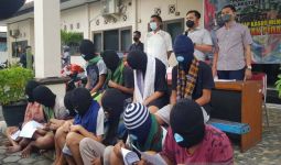 Perkelahian Remaja di Semarang Ini Sangat Membahayakan - JPNN.com