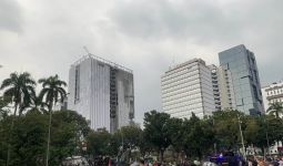 Demo Selesai, Massa Aksi di Patung Kuda Membubarkan Diri, Lalu Lintas Terpantau Padat - JPNN.com