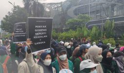 Demo 11 April: Minyak Goreng Seperti Keadilan, Langka - JPNN.com
