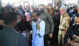 Pesan Jokowi ke Ganjar Saat Keduanya Satu Mobil, Penting - JPNN.com
