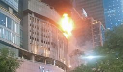 Tunjungan Plaza Surabaya Terbakar, Wawali Armuji Bilang Begini  - JPNN.com