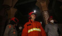 Kebakaran Tunjungan Plaza 5 Surabaya, Eri: Api Bisa Dipadamkan Dalam Waktu 18 Menit - JPNN.com