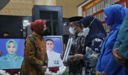 Sampaikan Duka atas Gugurnya Prajurit di Papua, Risma: Mereka Pembela Ibu Pertiwi - JPNN.com