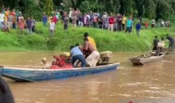 2 Pelajar yang Hanyut di Sungai Sudah Ditemukan, Kondisinya Mengenaskan - JPNN.com