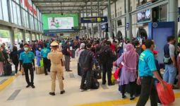 H-10 Lebaran, 9.300 Orang Tinggalkan Jakarta via Stasiun Pasar Senen - JPNN.com