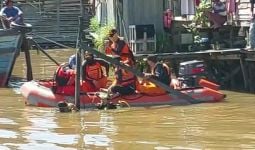 Reymundus Hilang Saat Berenang di Sungai Mahakam, Tim SAR Masih Terus Mencari - JPNN.com