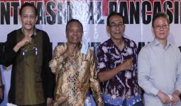 Pimpin Front Nasional Pancasila, Suharto Serukan Selamatkan Indonesia - JPNN.com
