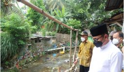 Menko Muhadjir Cek Kampung Kumuh di Bogor, Ternyata Ada Warga yang Belum - JPNN.com