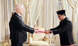 Serahkan Kredensial kepada Presiden Tunisia, Gus Mis: Kemajuan Indonesia Diapresiasi - JPNN.com