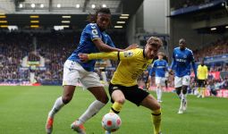 Diwarnai Hujan Kartu Kuning, Chelsea Meringis di Markas Everton - JPNN.com