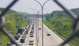 One Way Diterapkan dari Tol Kalikangkung Semarang Sampai GT Halim Jakarta - JPNN.com