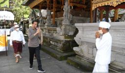 Kunjungi Pura di Bali, Pak Jokowi Titip Pesan - JPNN.com