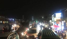 10.429 Kendaraan Melintasi Gerbang Tol Ciawi Menuju Jakarta - JPNN.com