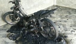 Kejadian di Aceh Utara, 6 Sepeda Motor Wisatawan Dibakar OTK - JPNN.com