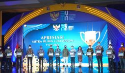 Top, PLN Raih Penghargaan Mitra BUMN Champion 2022 dari Menteri Erick Thohir - JPNN.com
