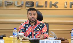 Senator Filep: Demokrasi di Tanah Papua Masih Lemah - JPNN.com