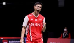Bantai Pemuda Jepang, Shesar Hiren Rhustavito Bawa Indonesia ke Final Thomas Cup 2022 - JPNN.com